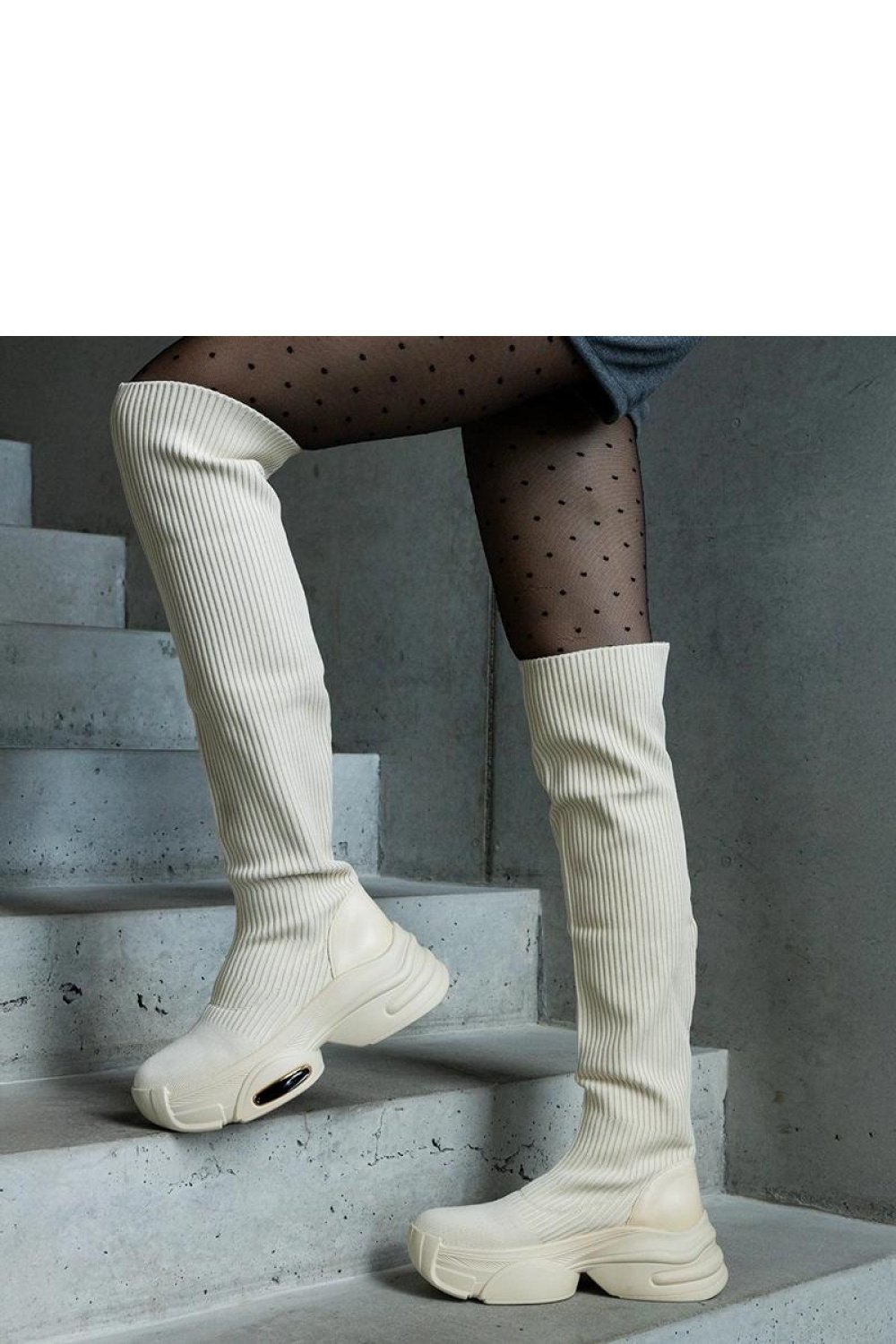 Thigh-Hight Boots model 206429..