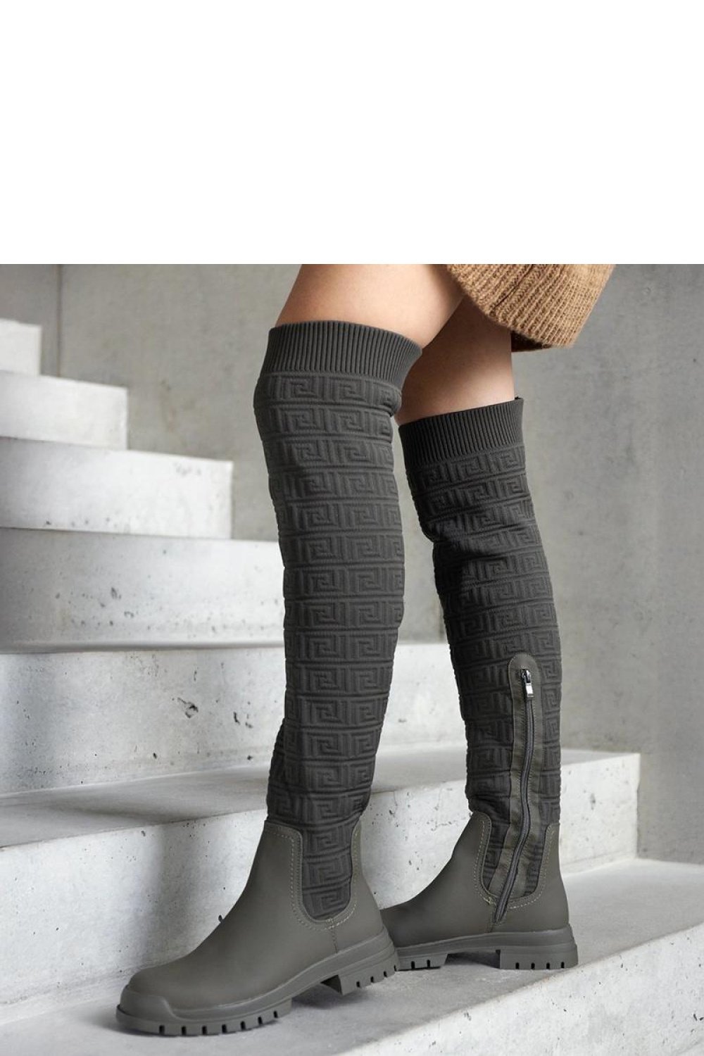 Thigh-Hight Boots model 206438..