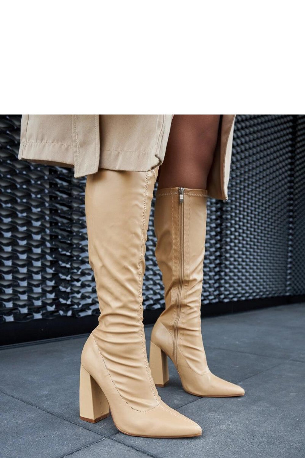 Thigh-Hight Boots model 206506..