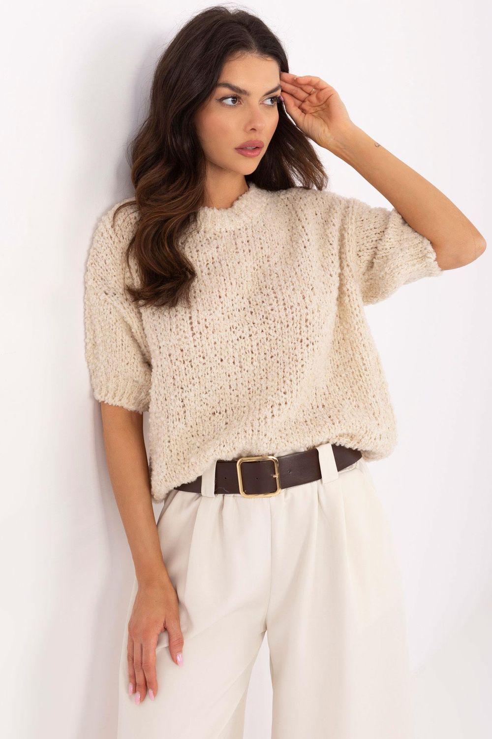 Short sleeve sweater model 206..