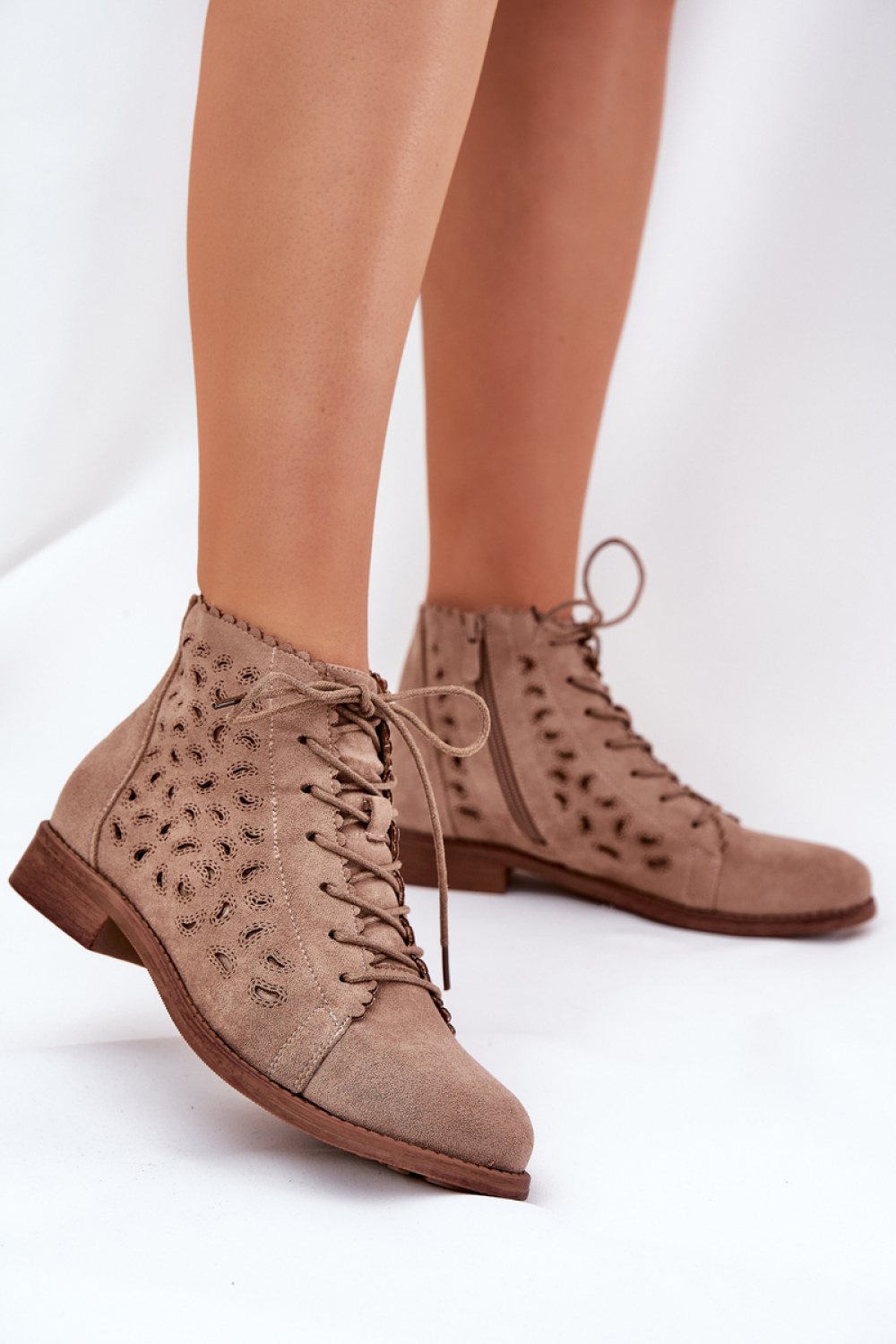 Boots model 208794 Step in sty..