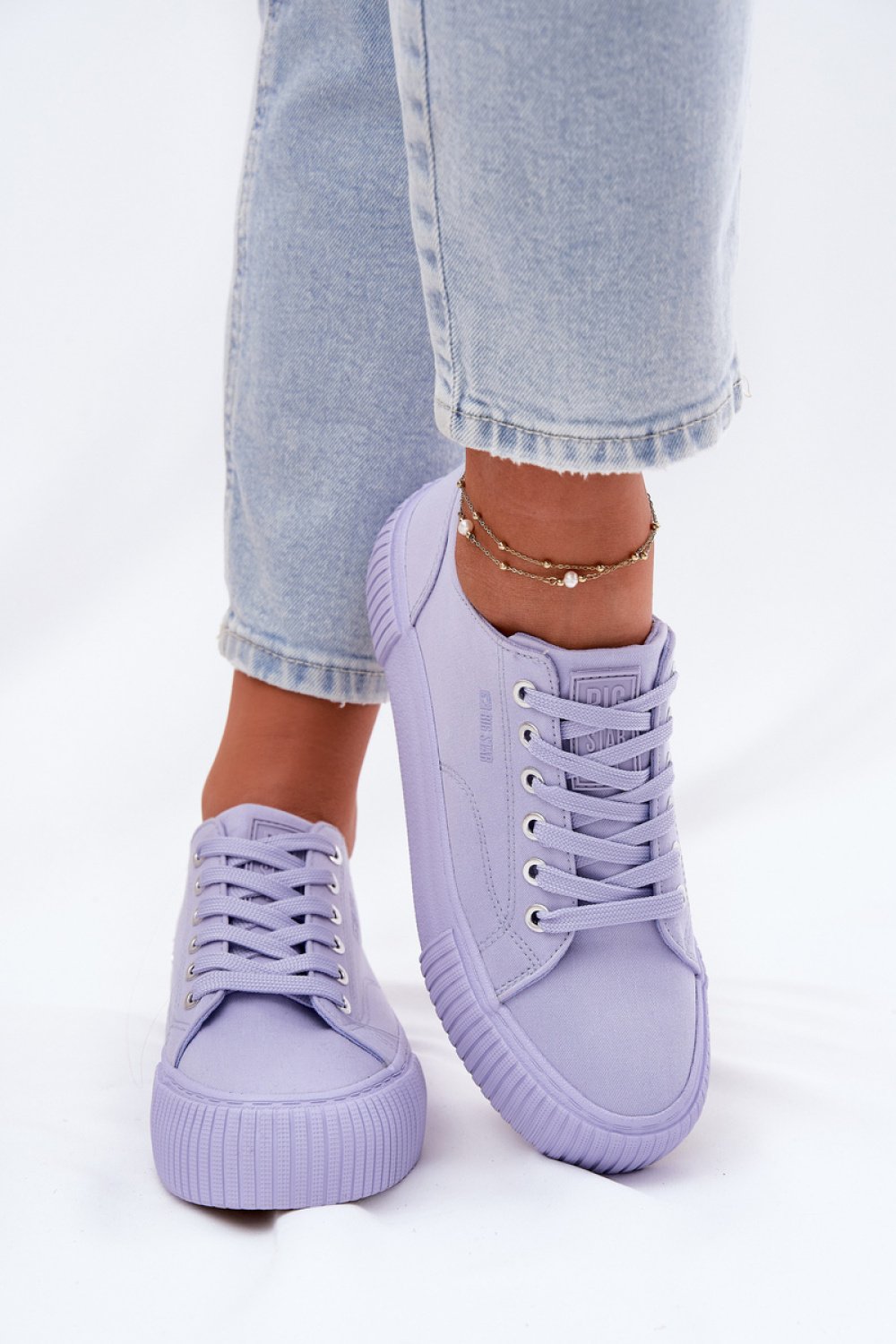 Sneakers model 212616 Step in style
