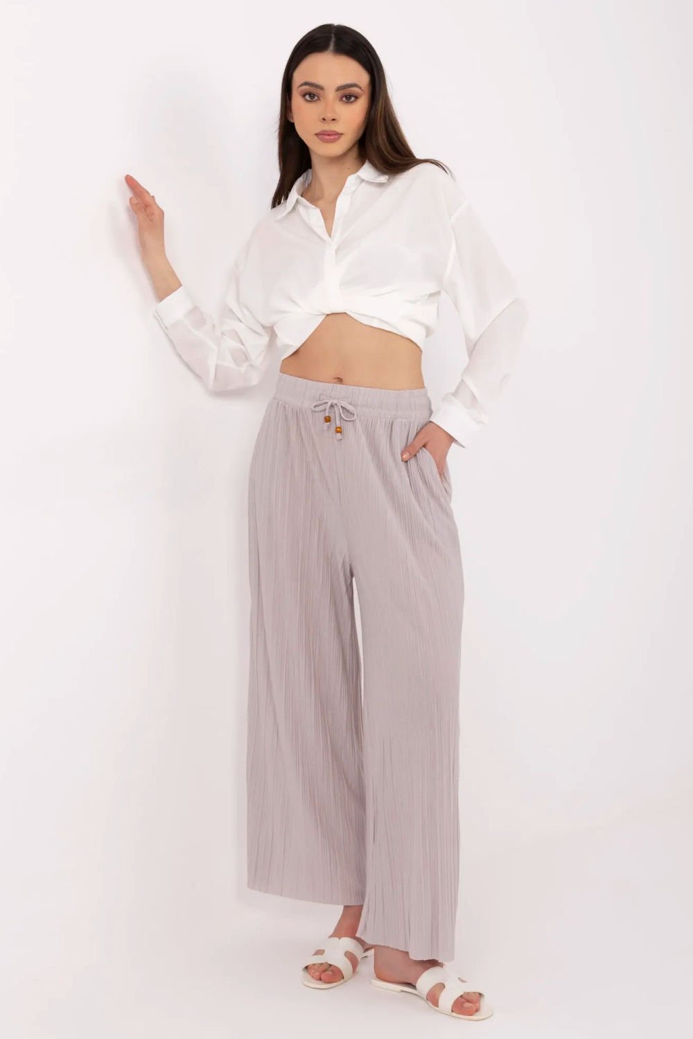 Women trousers model 212668 Su..