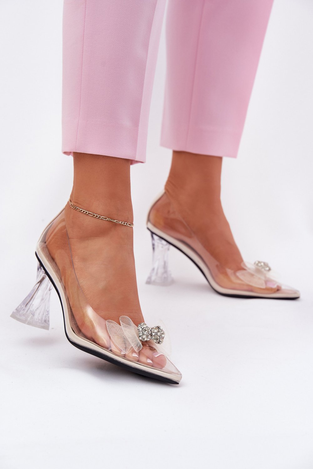 Block heel pumps model 21299..