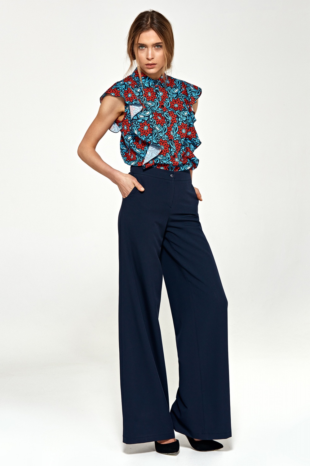 Women trousers model 118814 Ni..