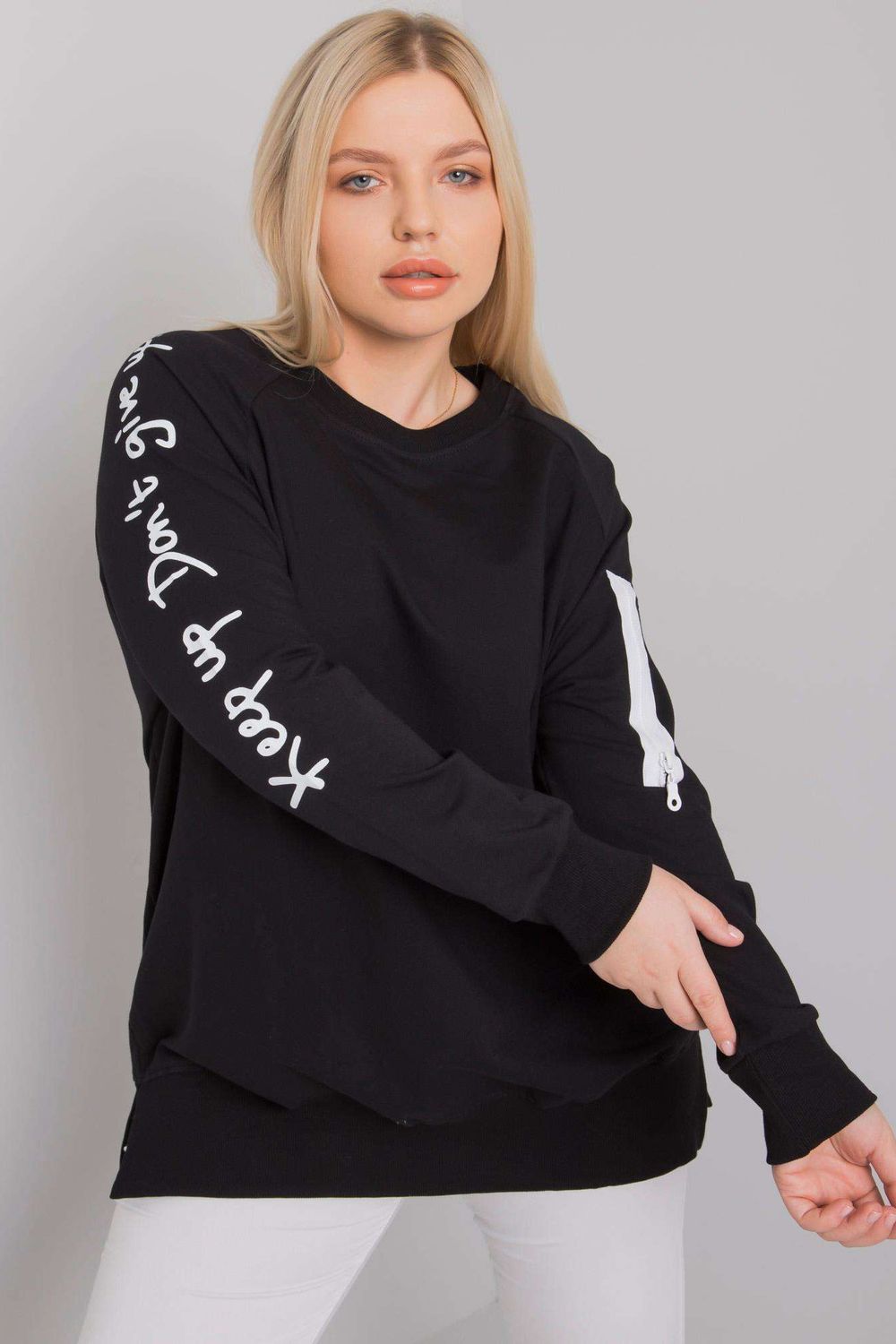 Sweatshirt model 160044 Releva..