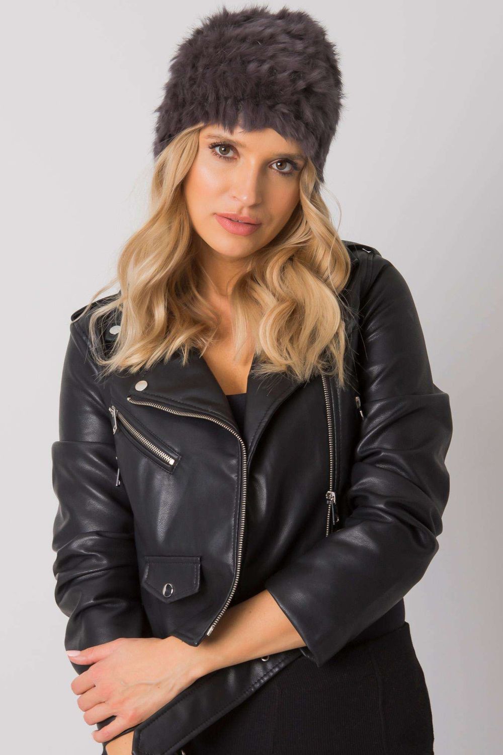 Cap model 161150 AT