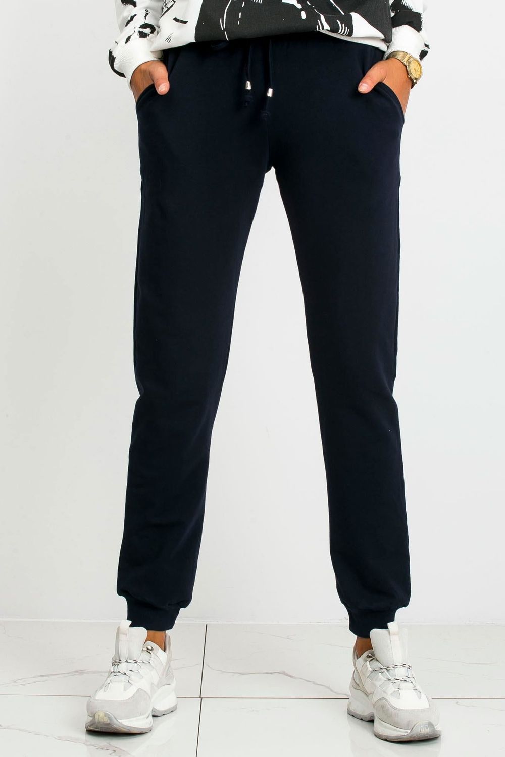 Tracksuit trousers model 16132..