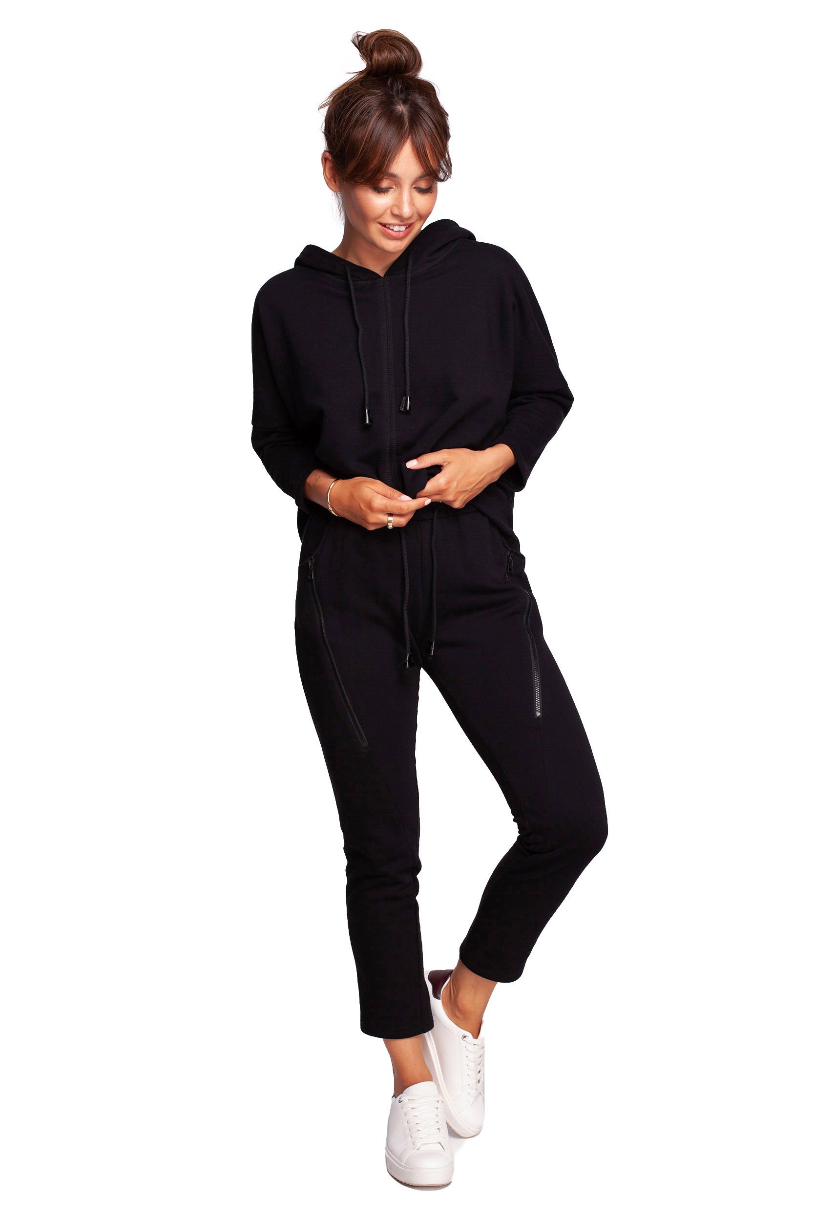 Tracksuit trousers model 17019..