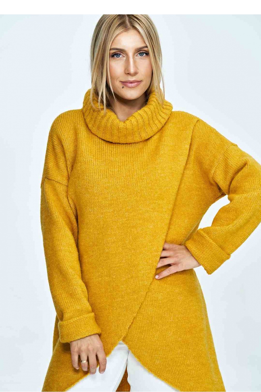 Turtleneck model 172202 Figl