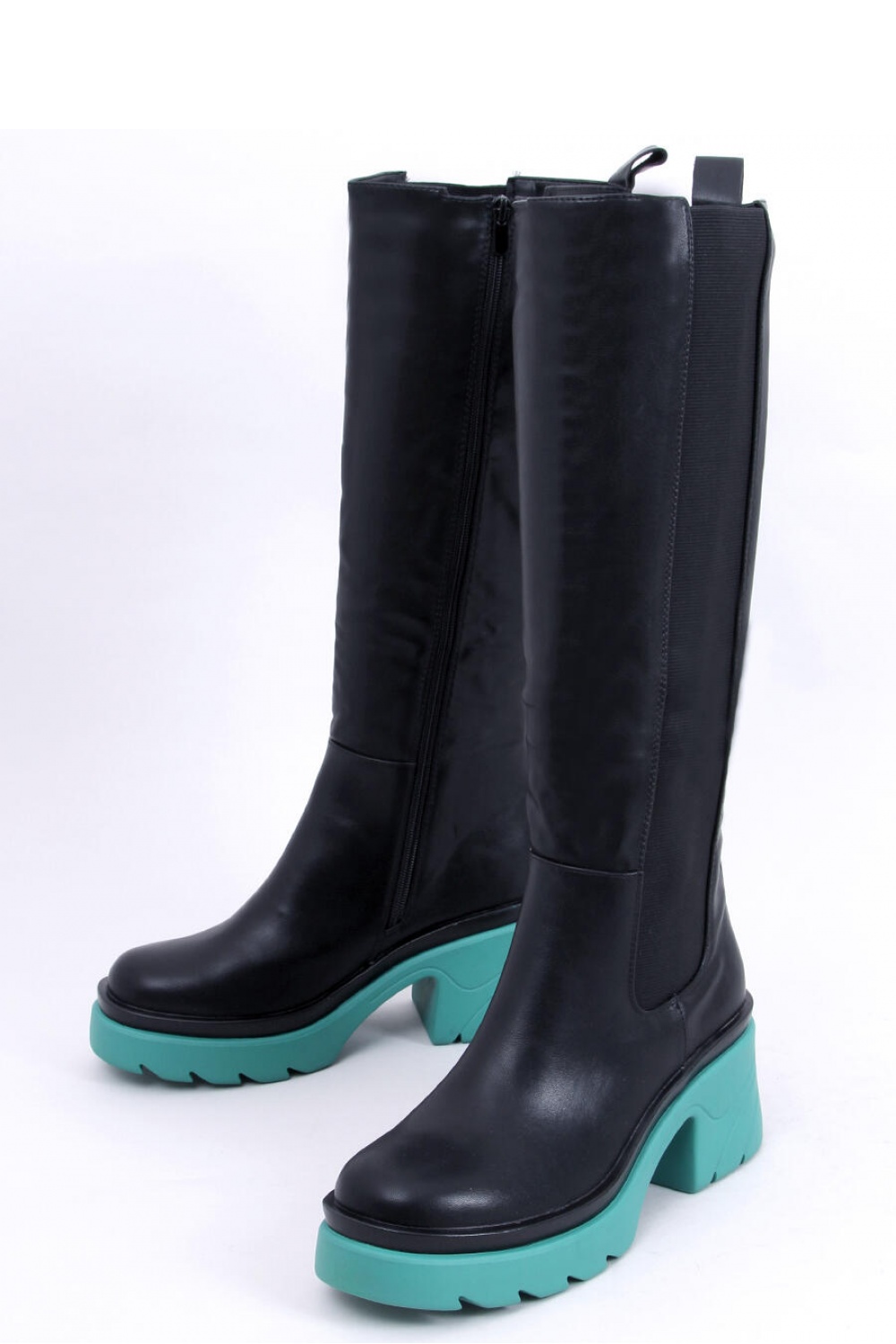 Officer boots model 174111 Ine..
