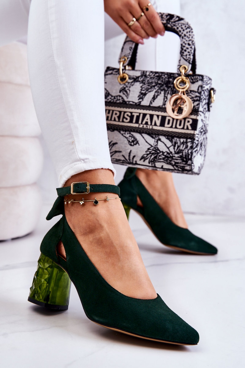 Block heel pumps model 180681 ..
