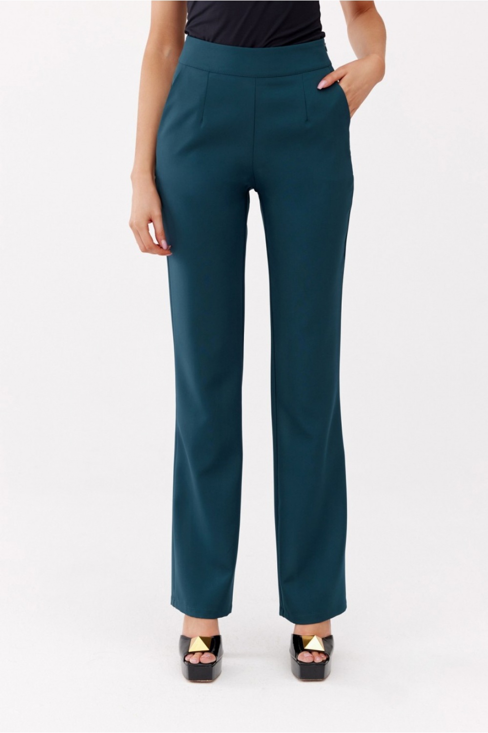 Women trousers model 180743 Ro..