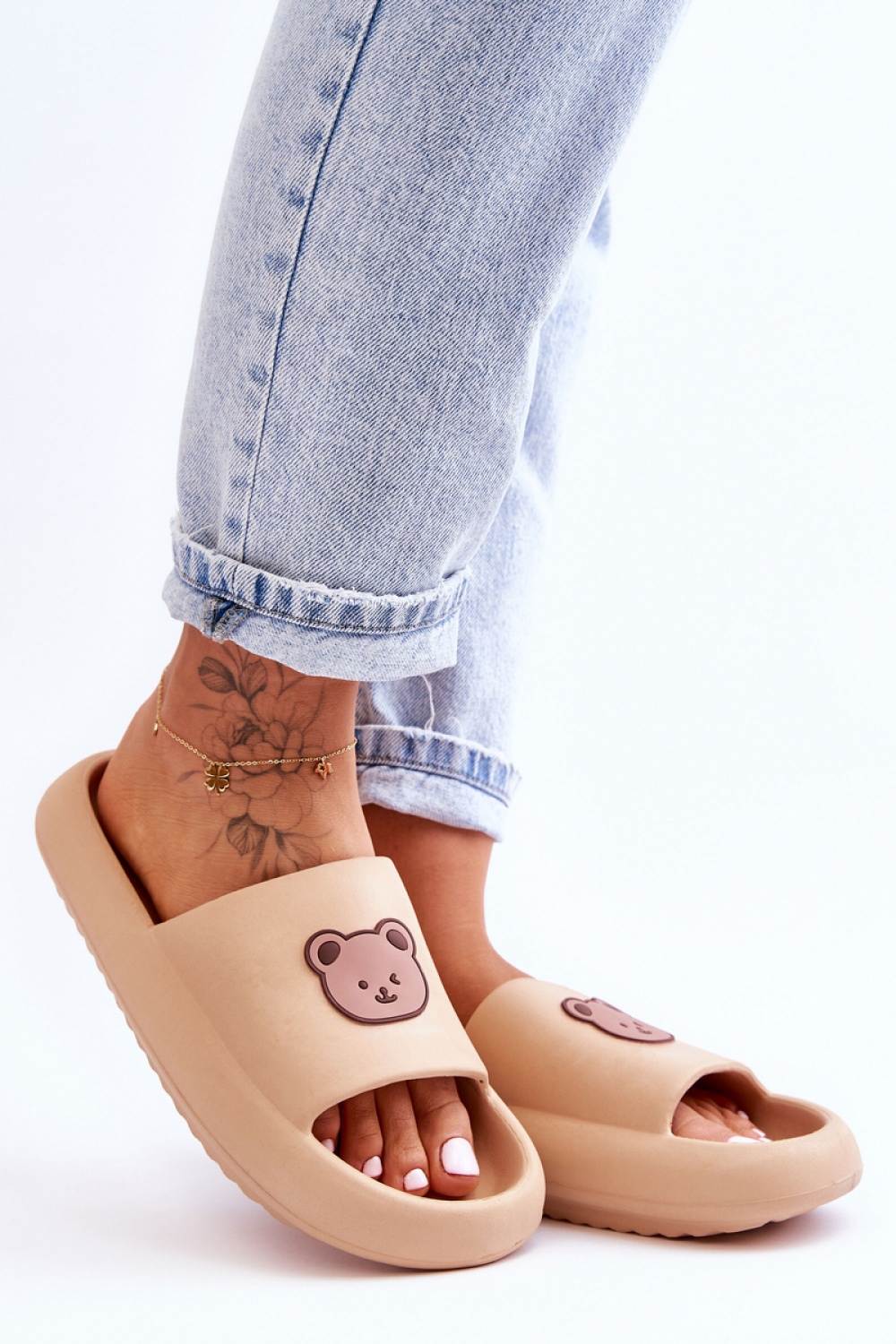 Flip-flops model 180977 Step i..
