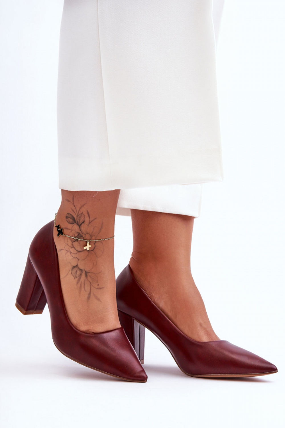 Block heel pumps model 185451 ..